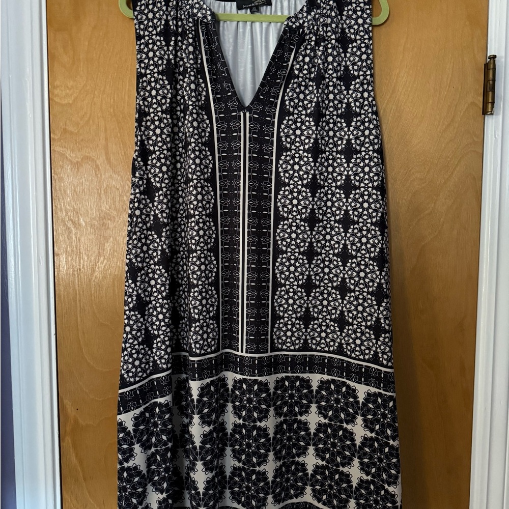 Navy and Cream Patterned Sleeveless Dress